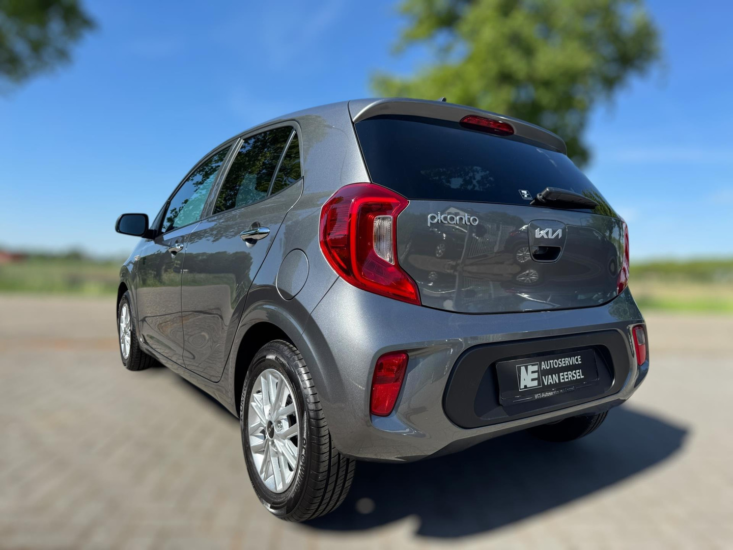 Kia