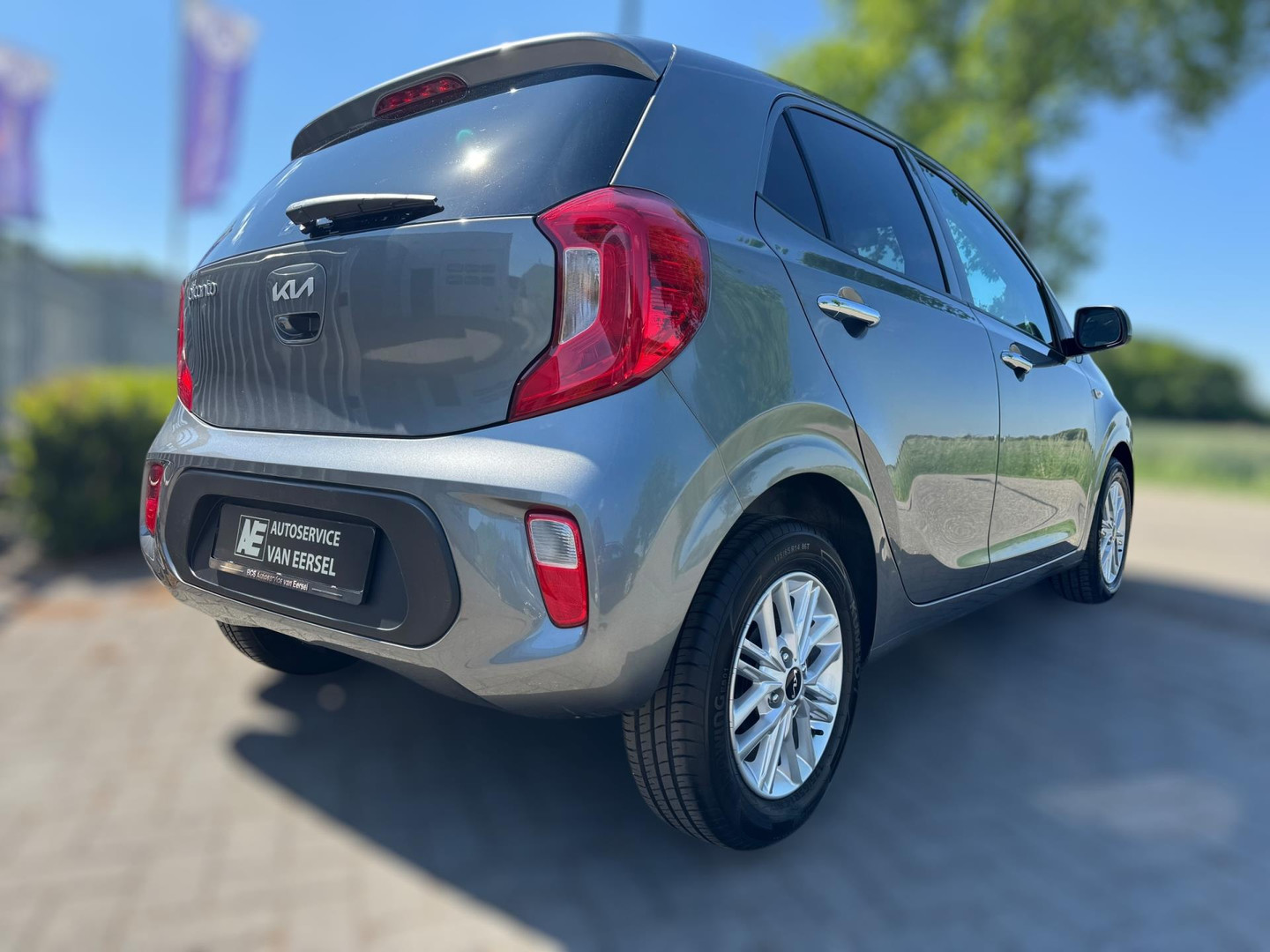 Kia
