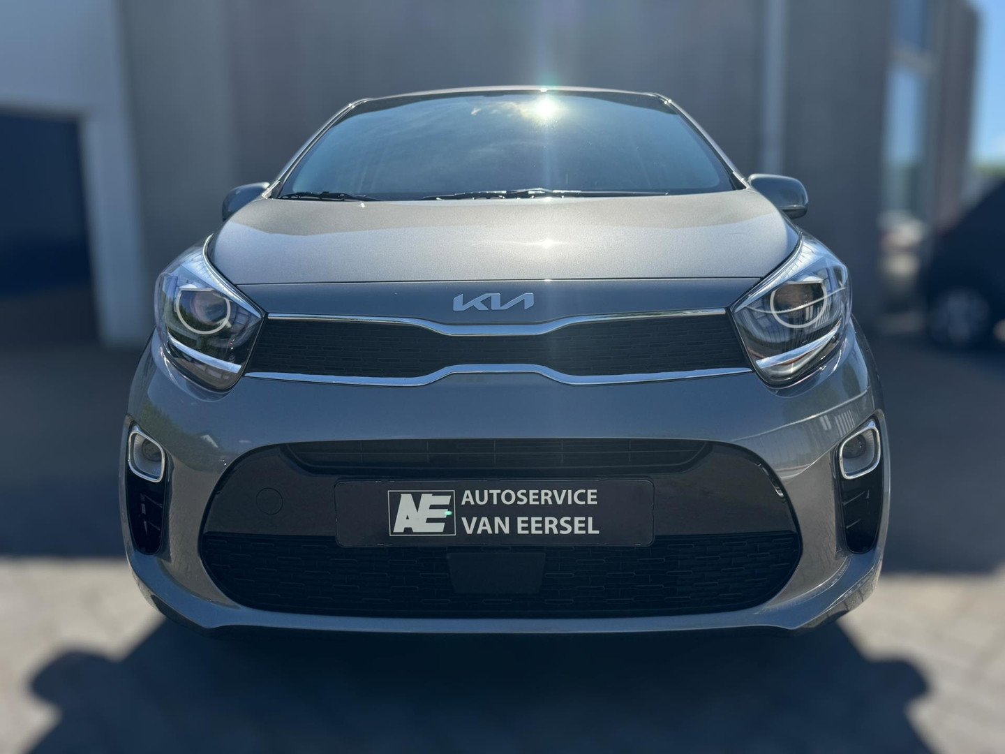 Kia