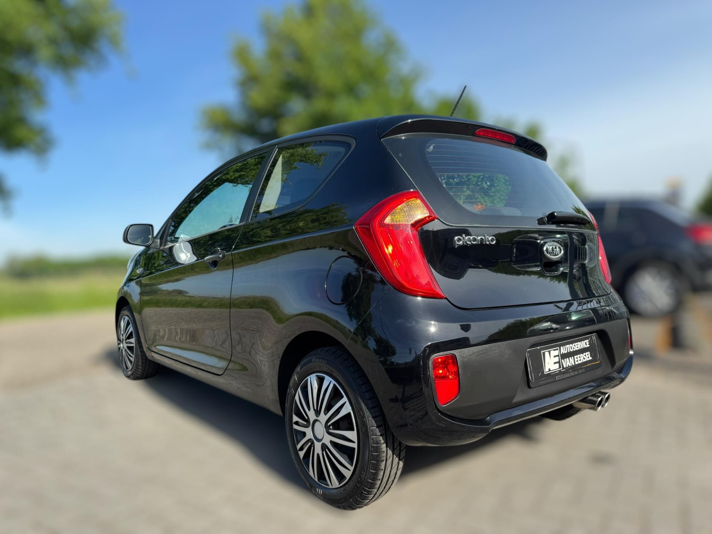Kia