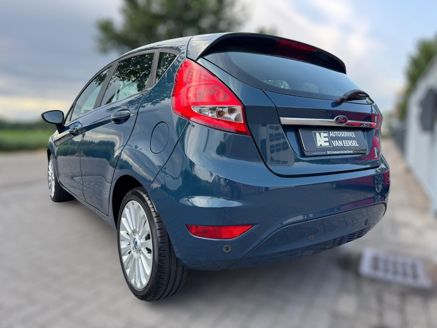 Ford