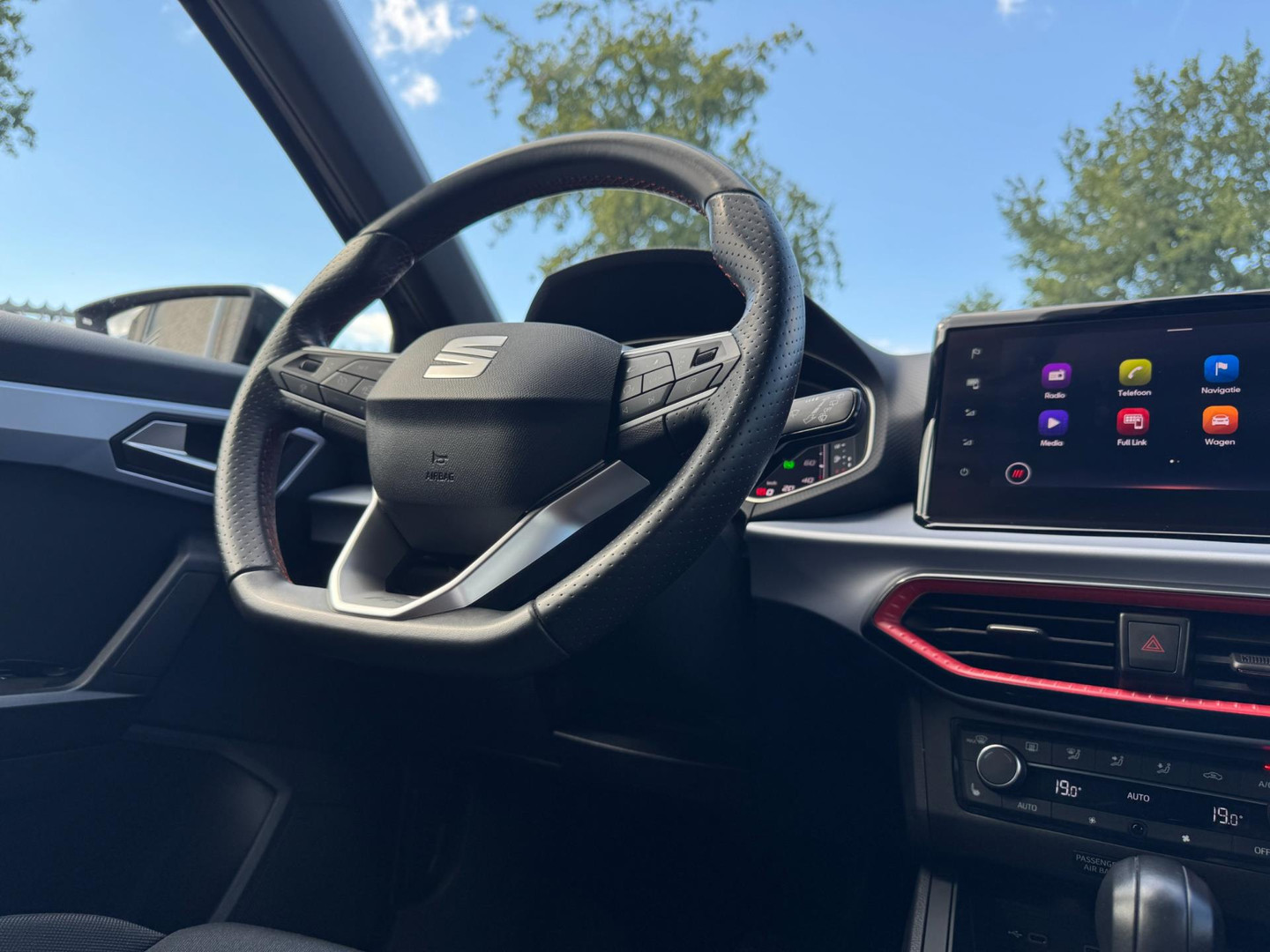 SEAT