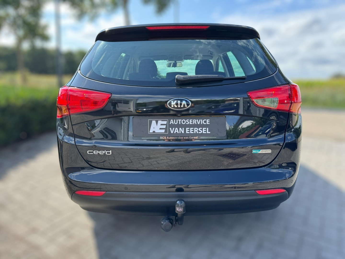 Kia