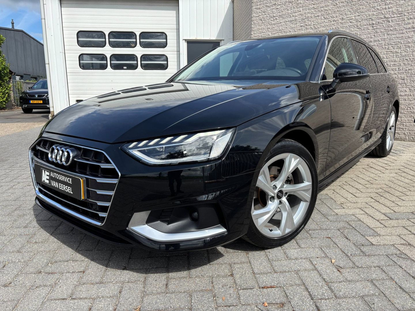 Audi A4 Avant 35 TFSI Business Edition ELEC.AKLEP/DIG COCKPIT/PDC. bij AutoservicevanEersel | Bosch Car Service van Eersel