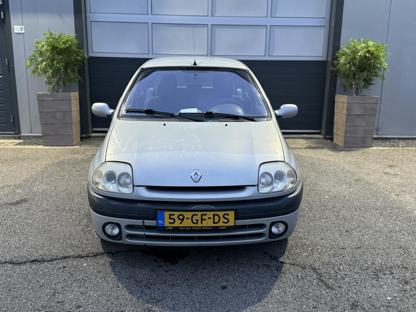 Renault