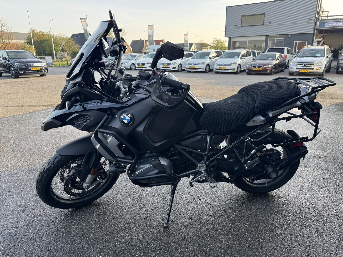 BMW