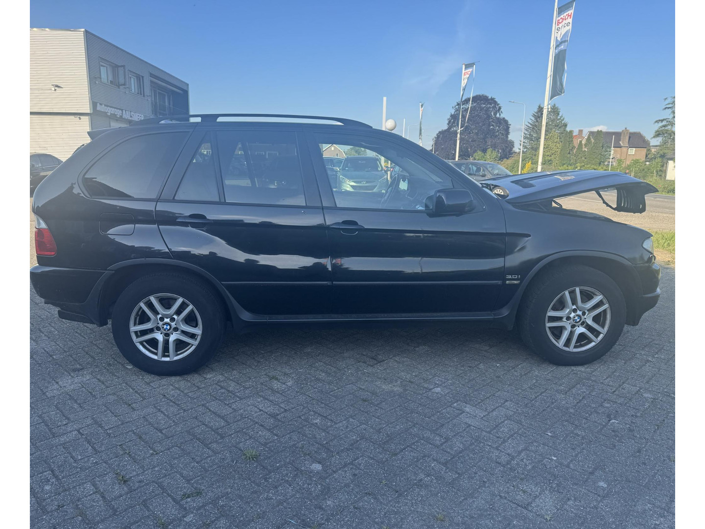 BMW