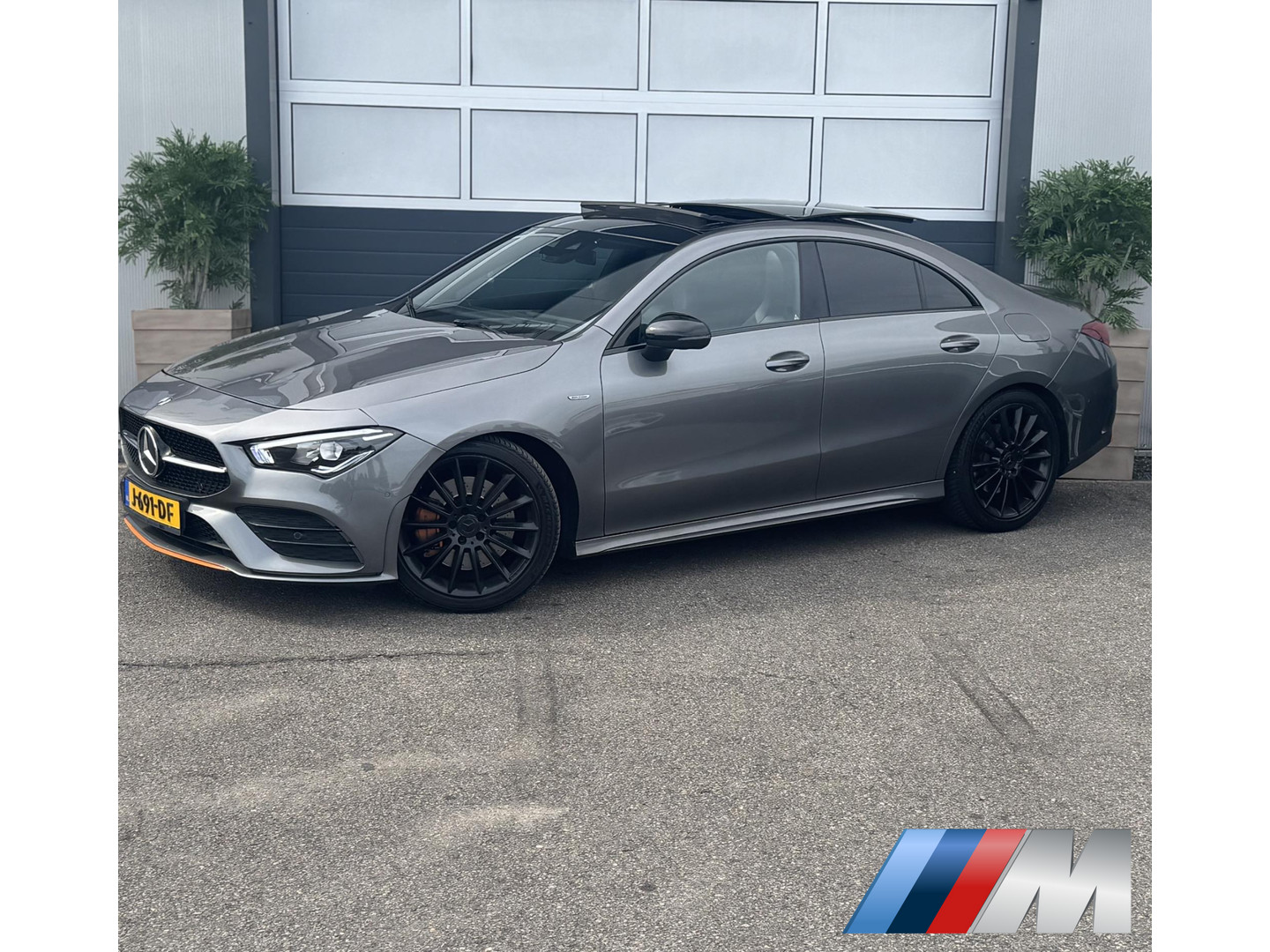 Mercedes-Benz Mercedes-Benz