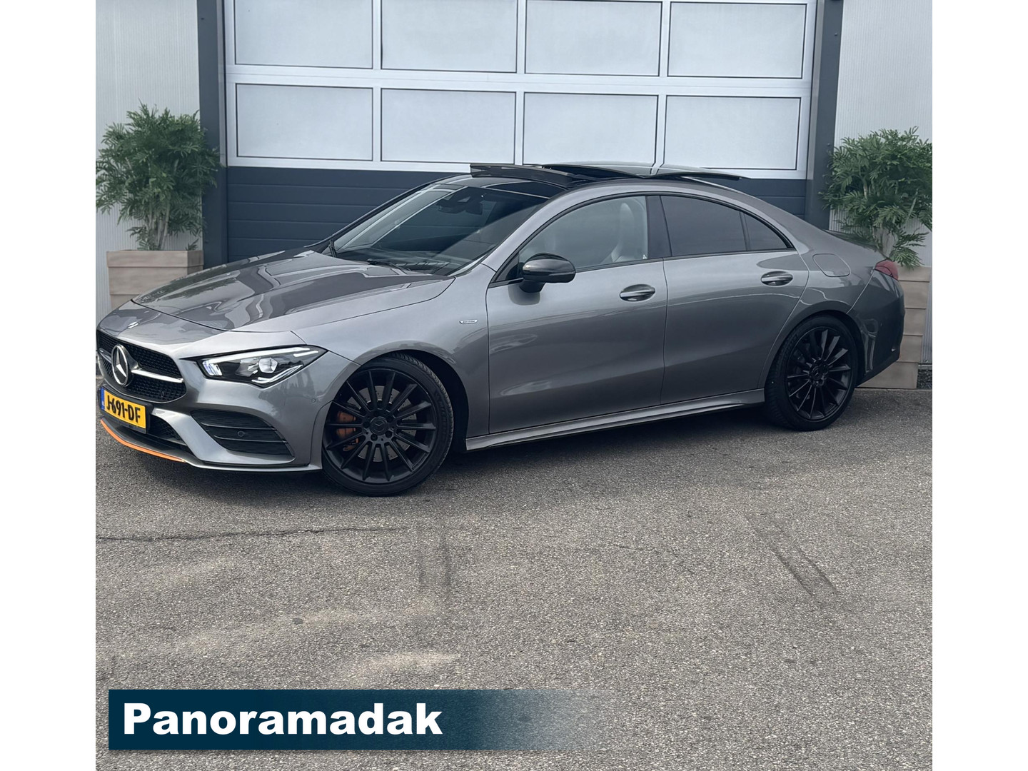 Mercedes-Benz Mercedes-Benz