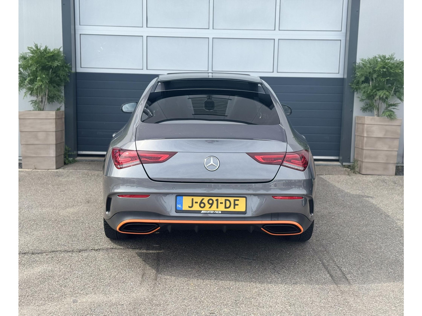Mercedes-Benz Mercedes-Benz