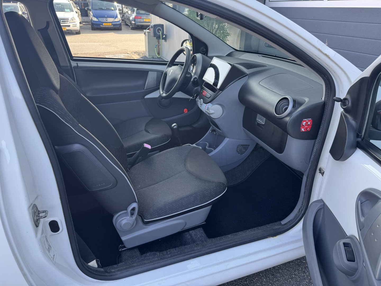 Peugeot