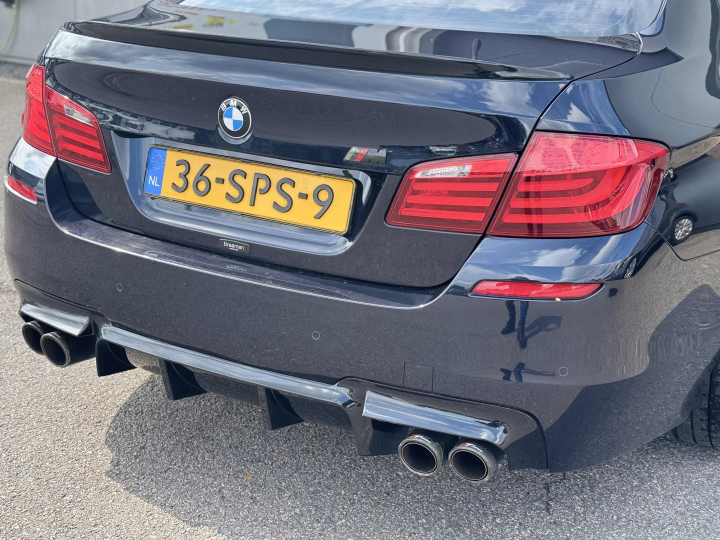 BMW
