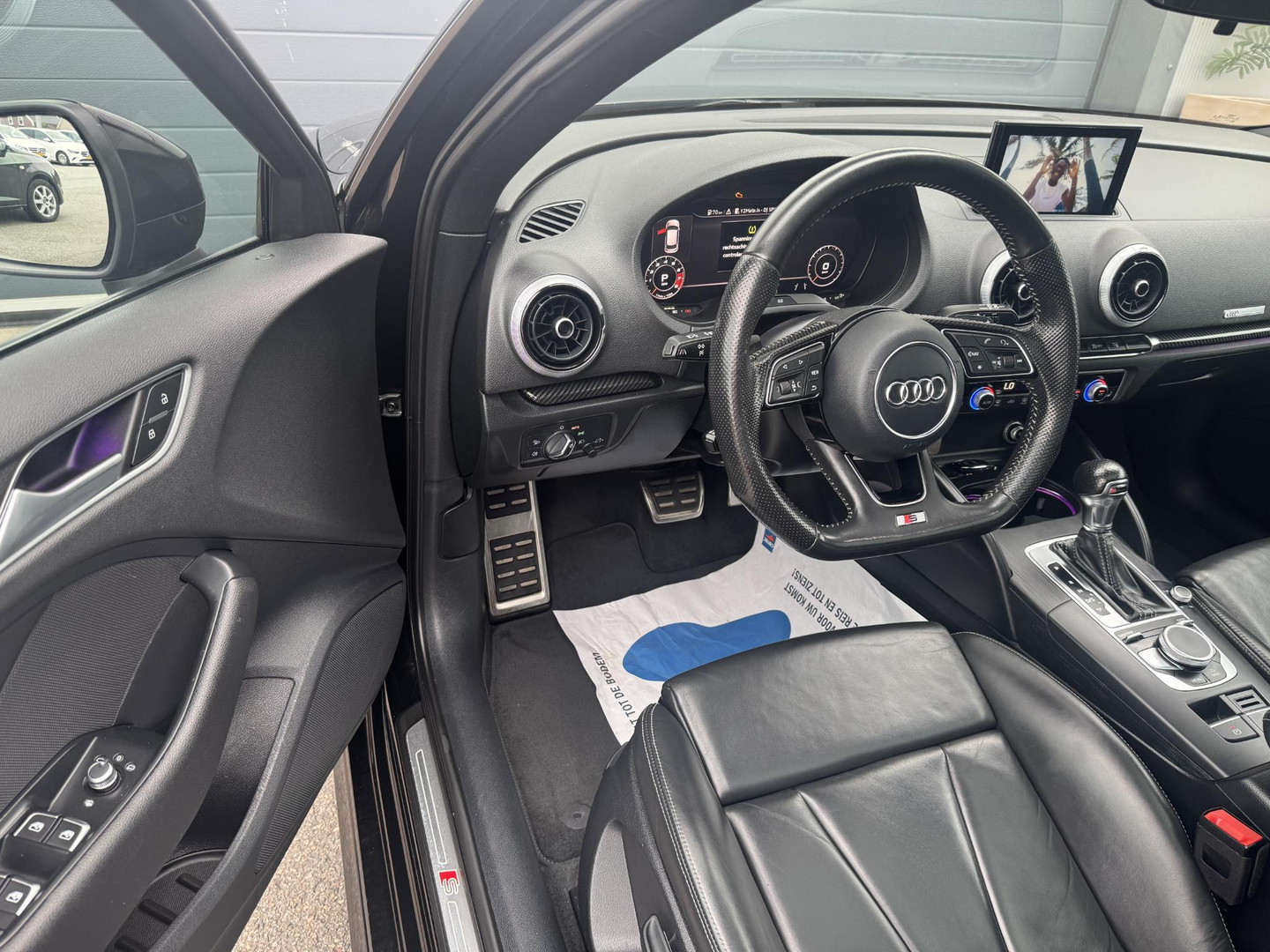 Audi