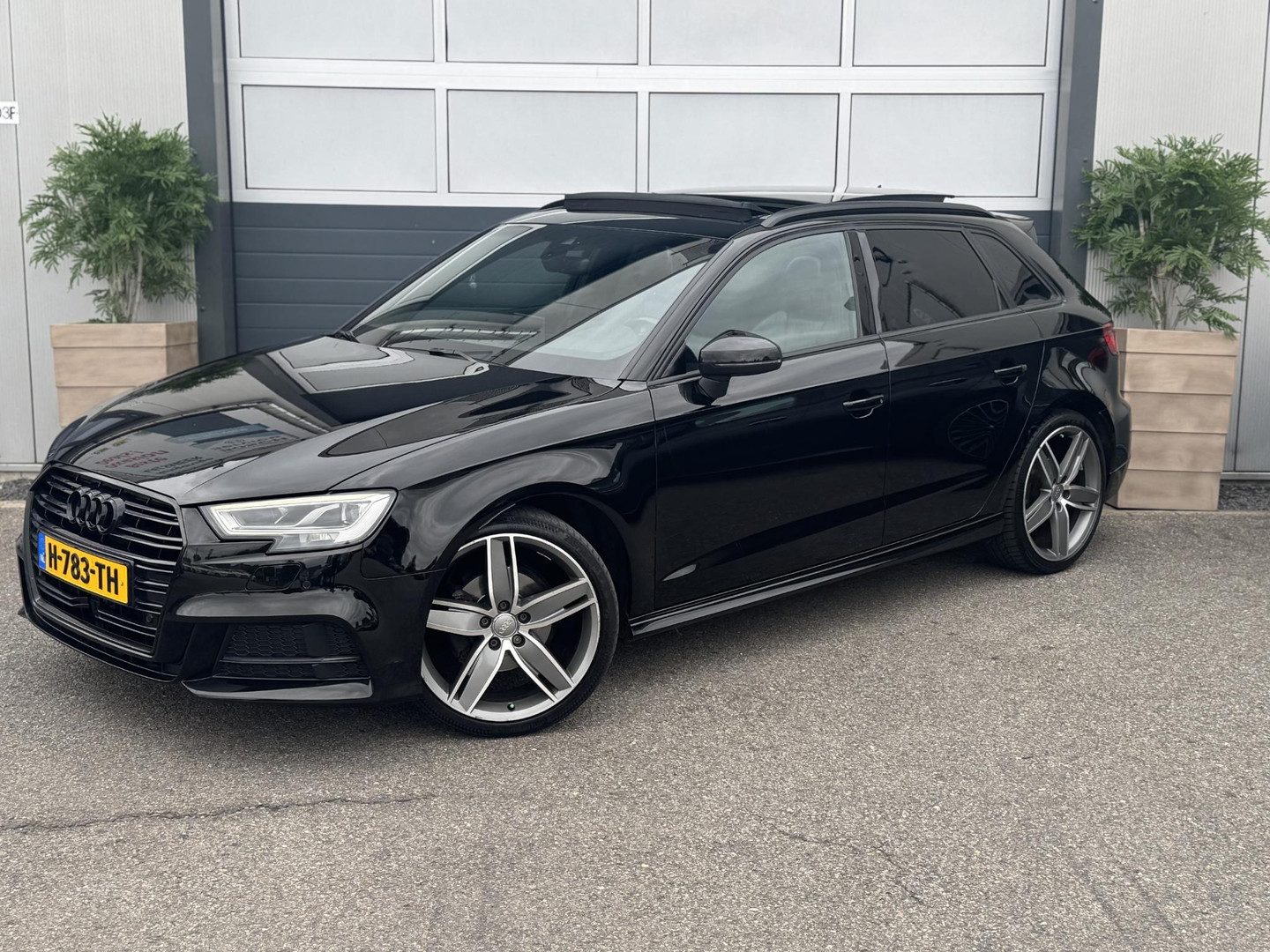 Audi