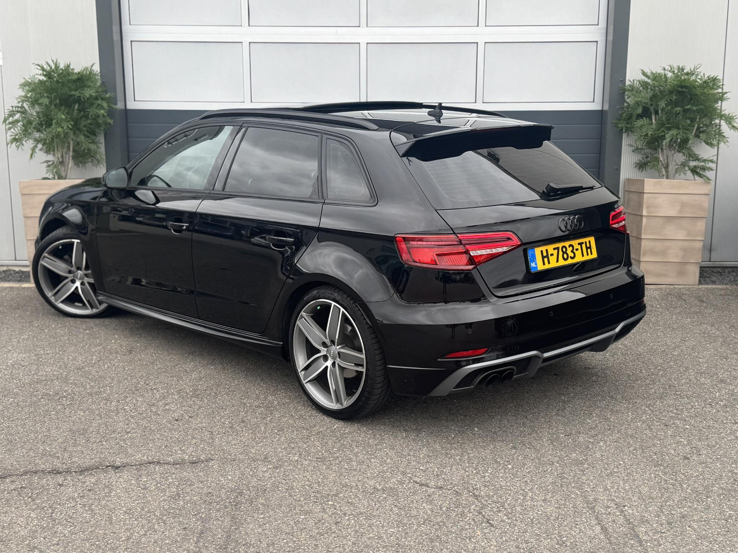 Audi
