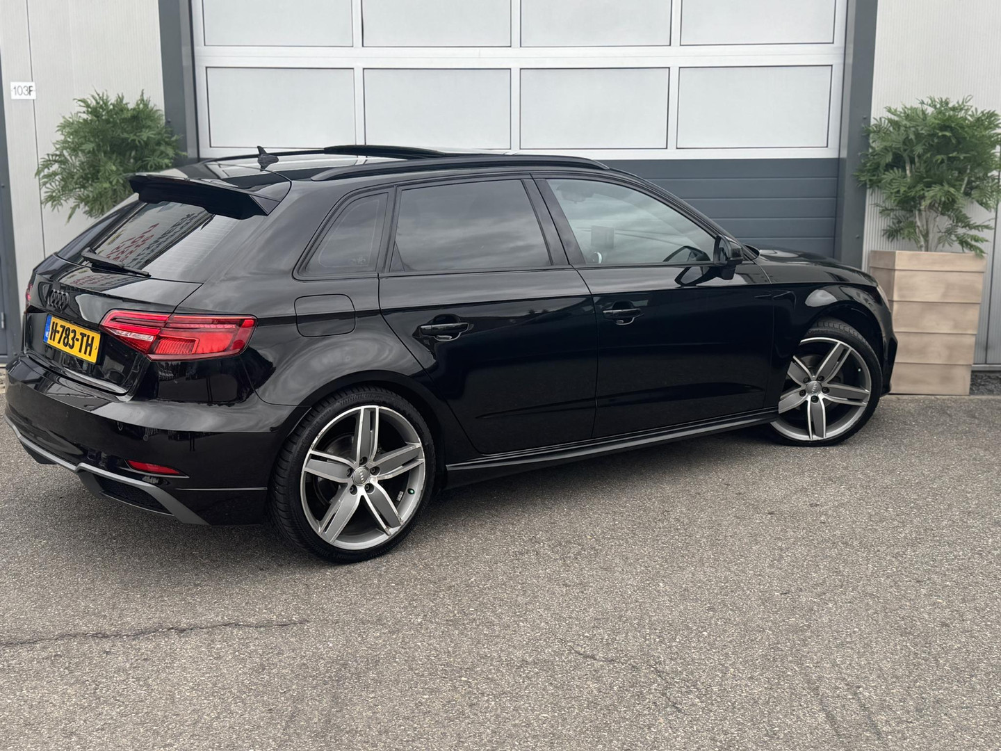 Audi