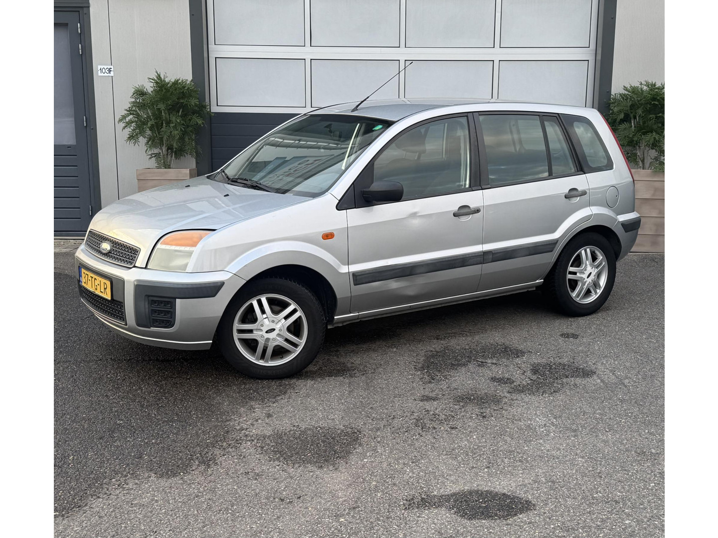 Ford