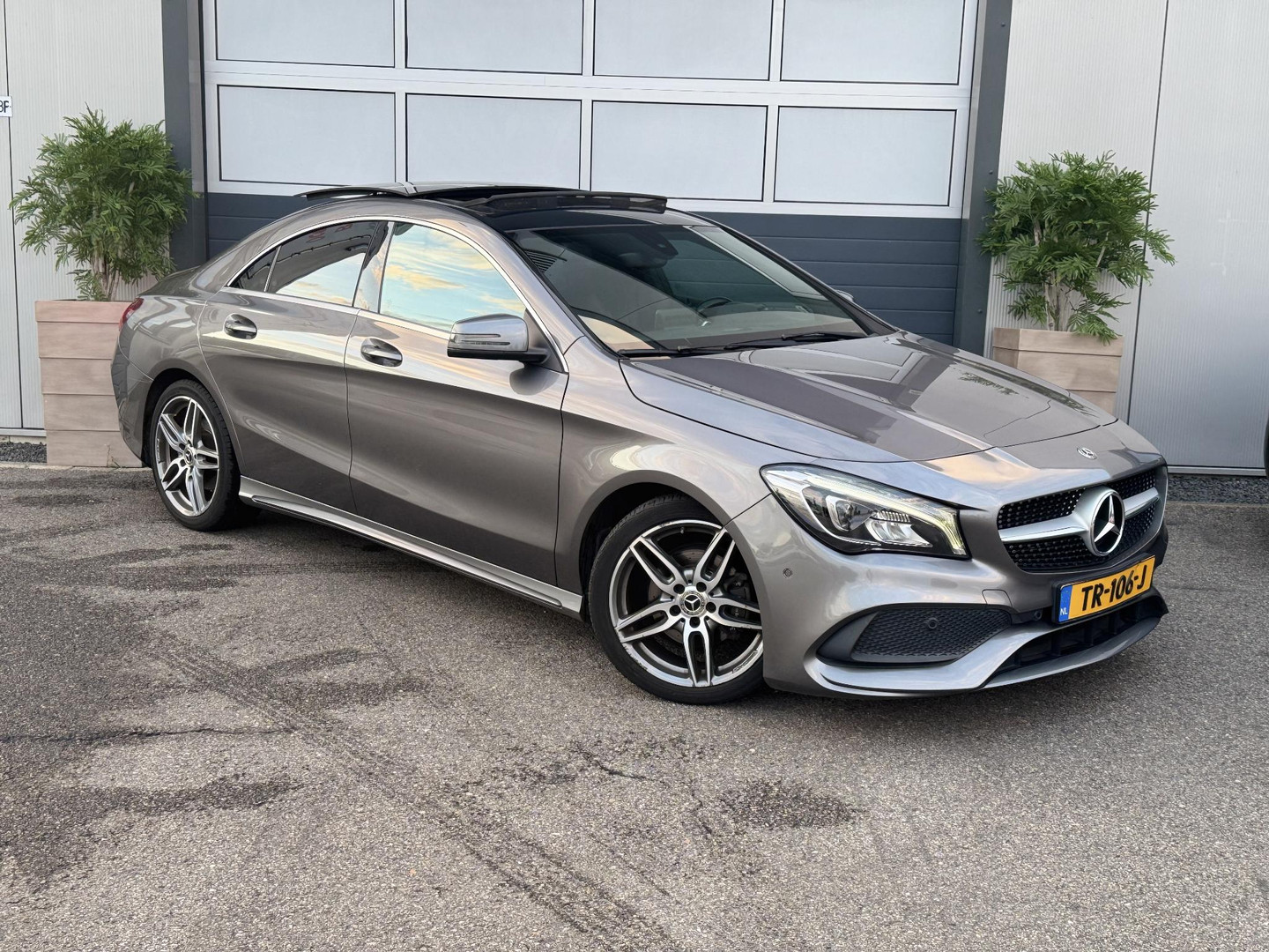 Mercedes-Benz