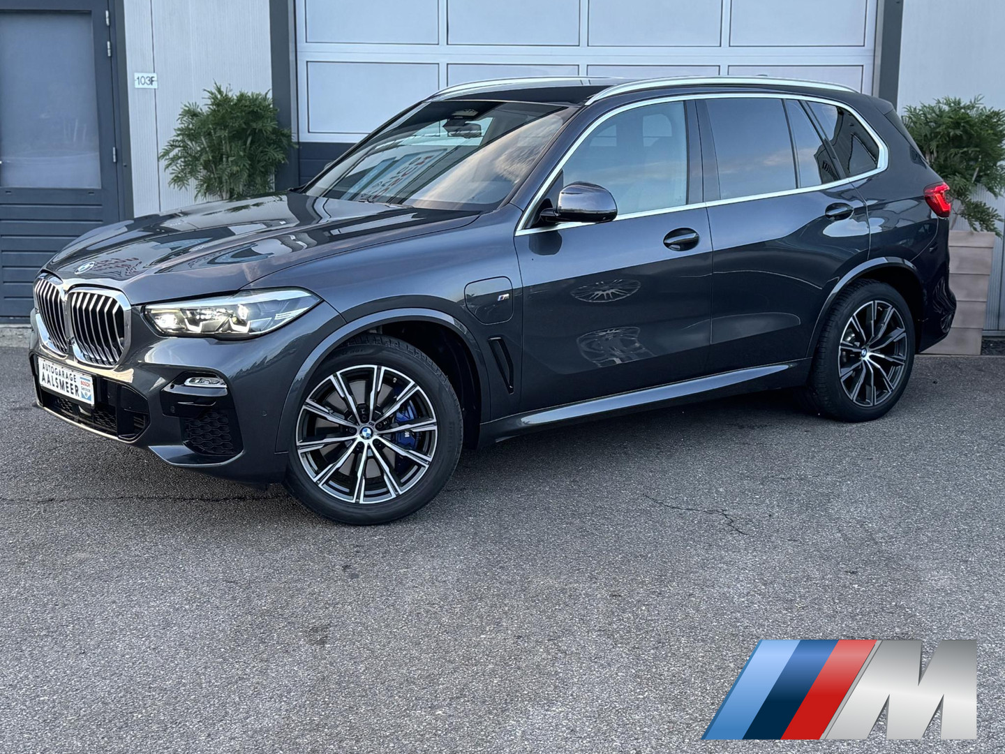 BMW BMW