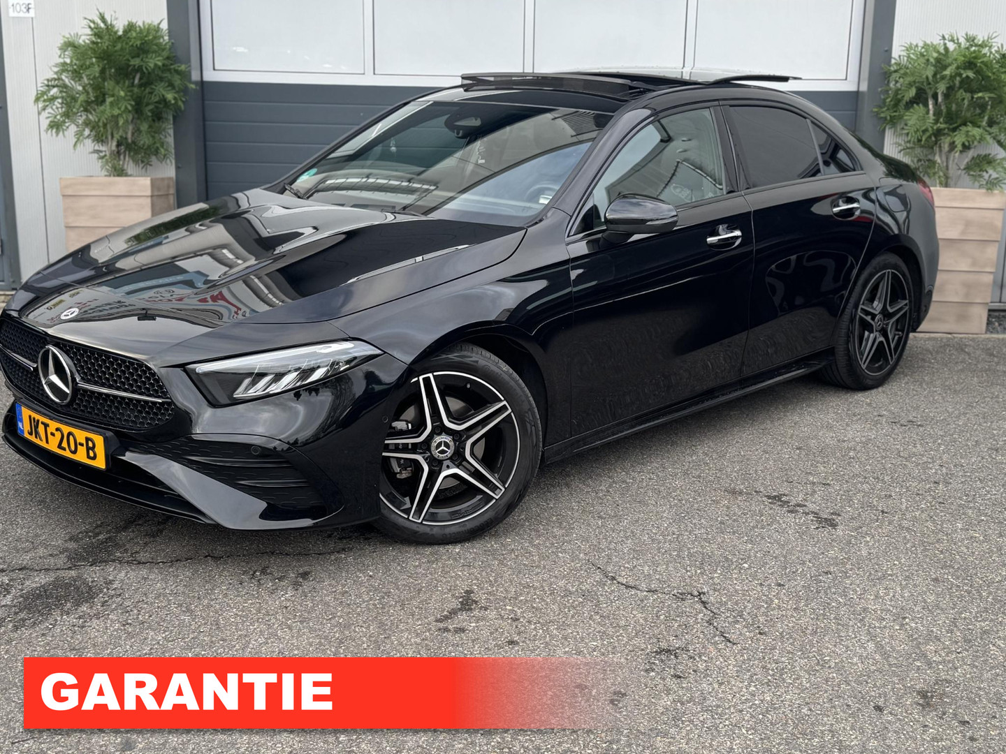 Mercedes-Benz Mercedes-Benz