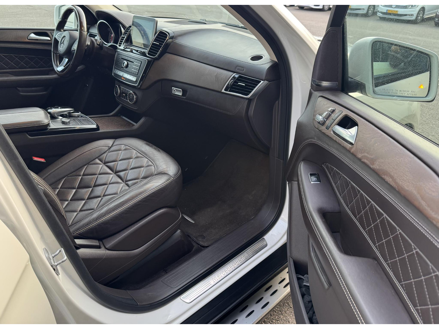 Mercedes-Benz Mercedes-Benz