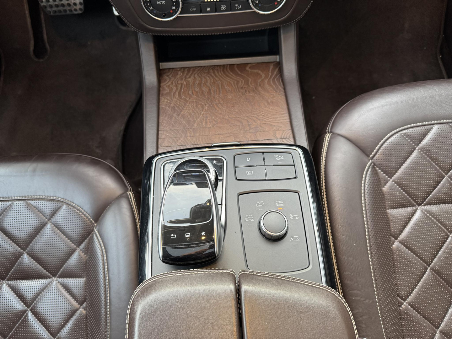 Mercedes-Benz Mercedes-Benz