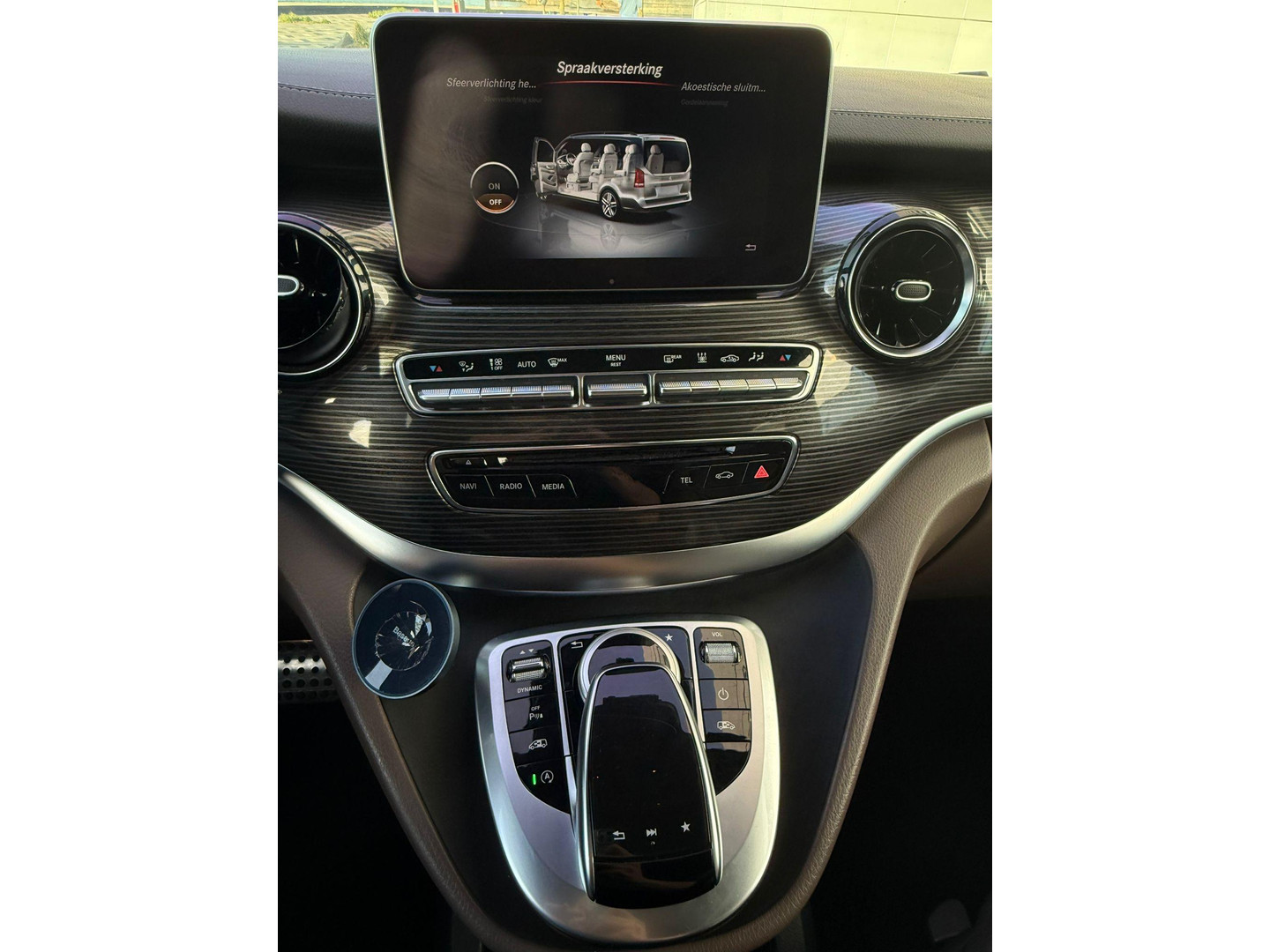 Mercedes-Benz Mercedes-Benz