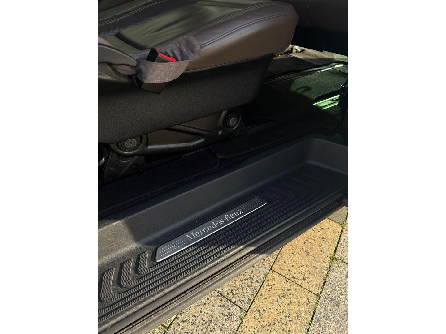 Mercedes-Benz Mercedes-Benz