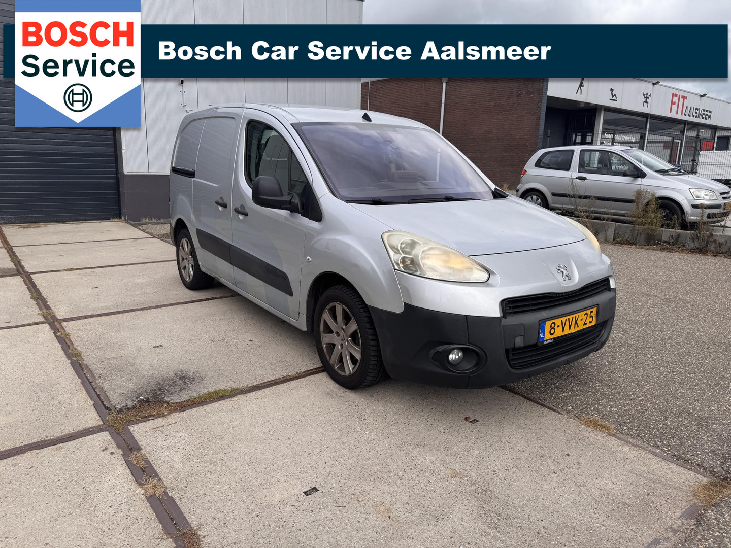 Peugeot Partner 120 1.6 e-HDI L1 XT Profit + / NAP /AIRCO / NAVI / LMVELGEN / APK bij AutoGarageAalsmeer | Bosch Car Service Aalsmeer