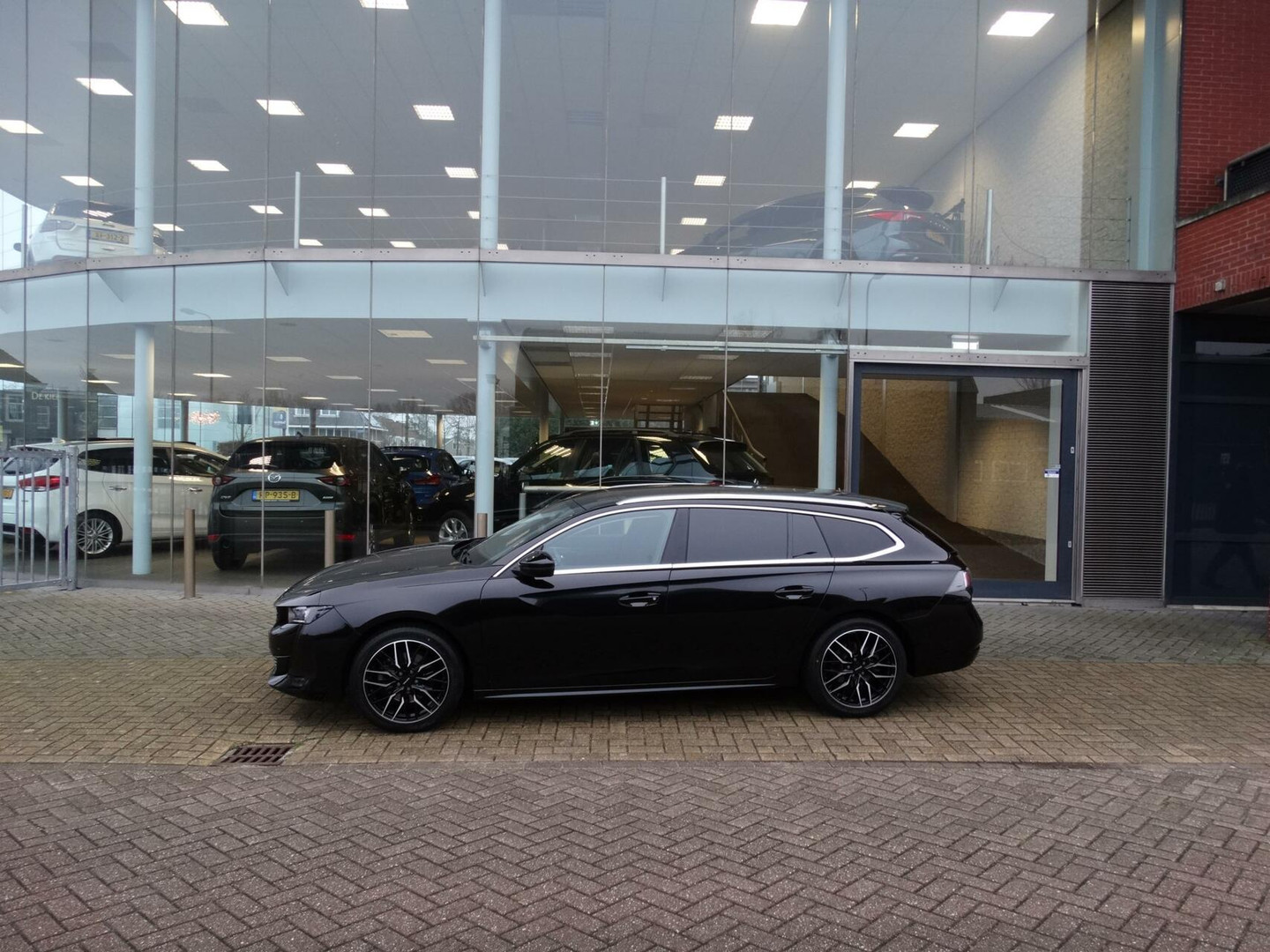 Peugeot