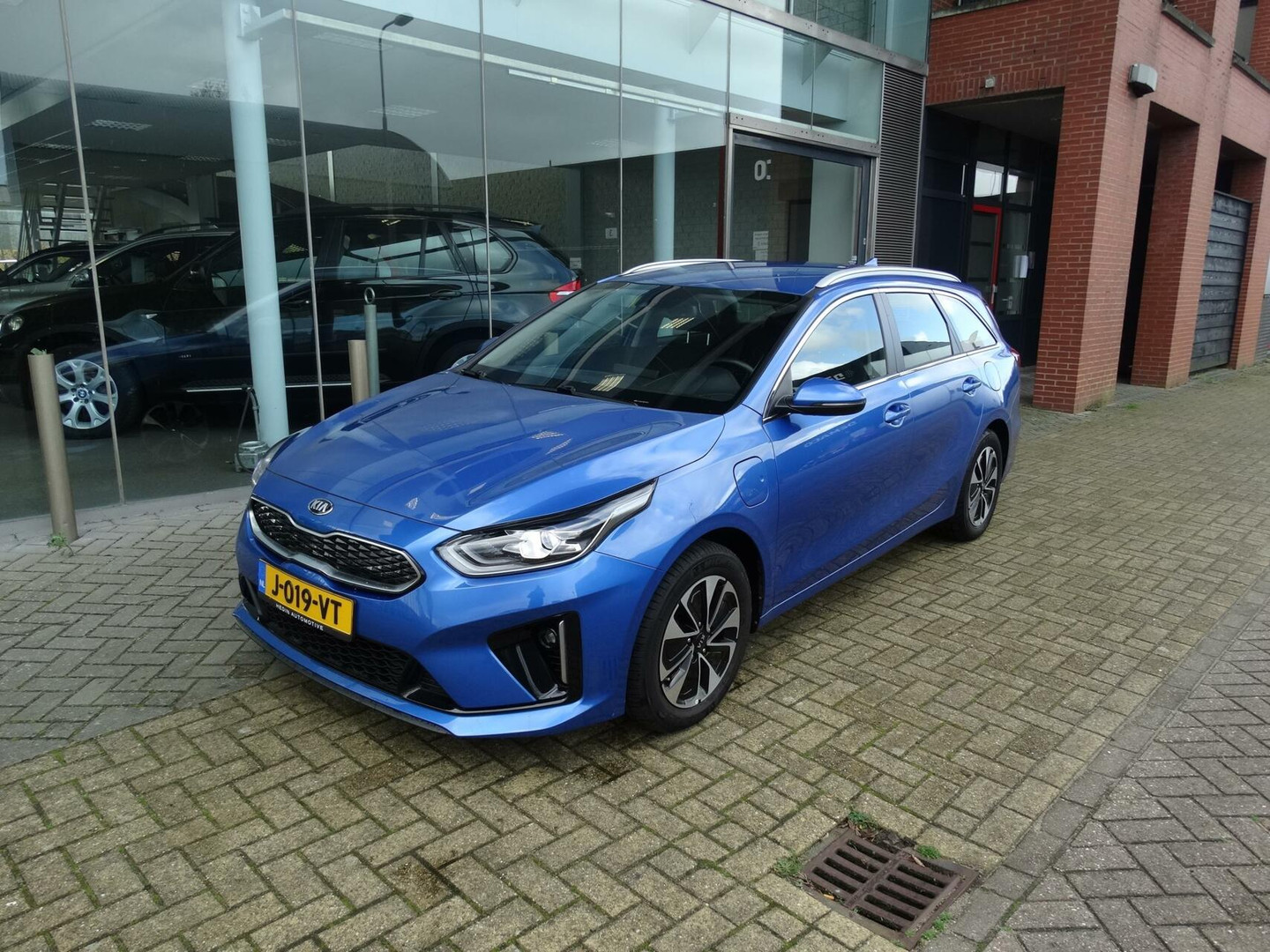 Kia