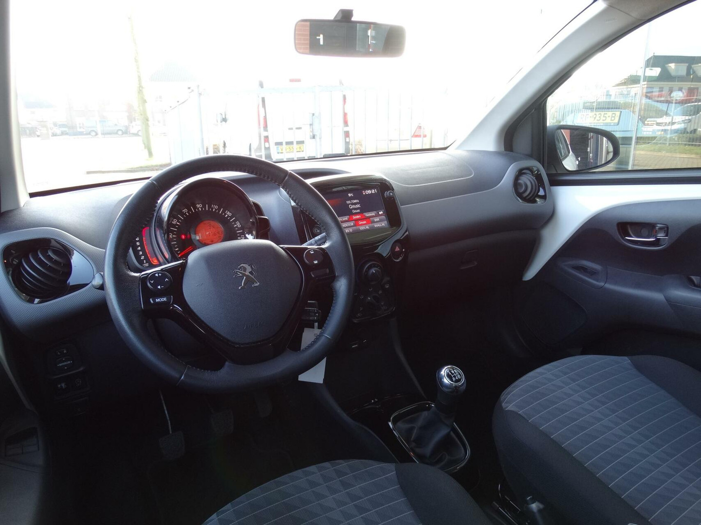 Peugeot