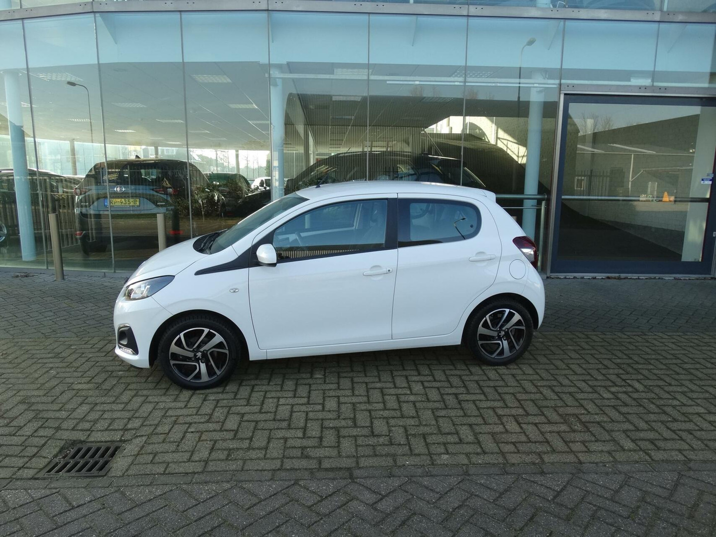 Peugeot