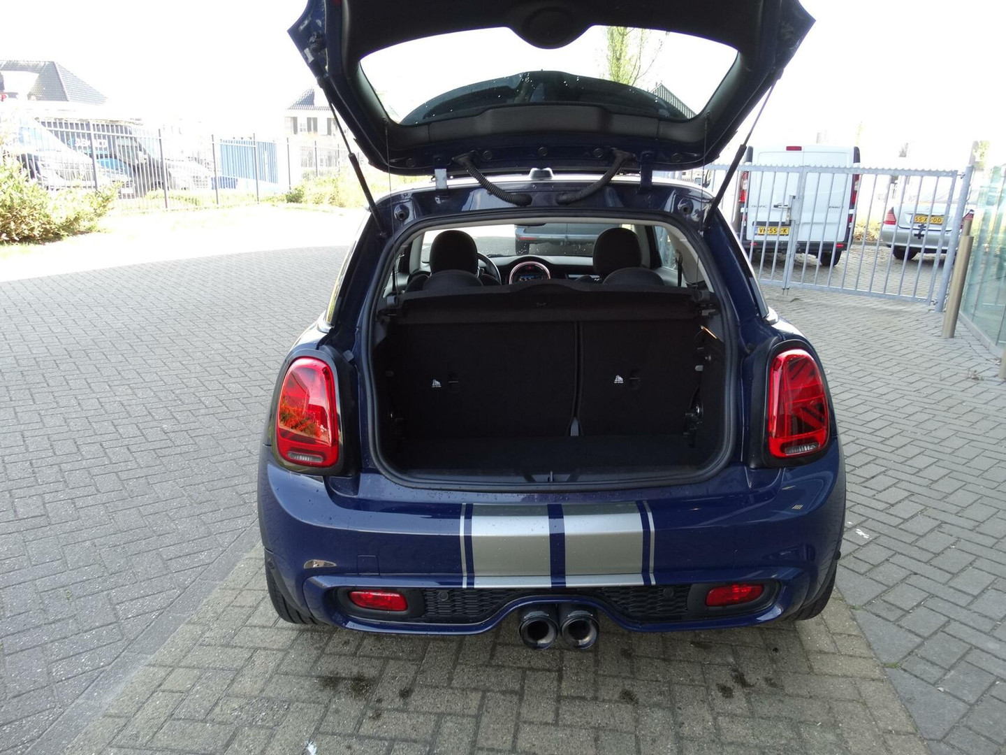 MINI MINI