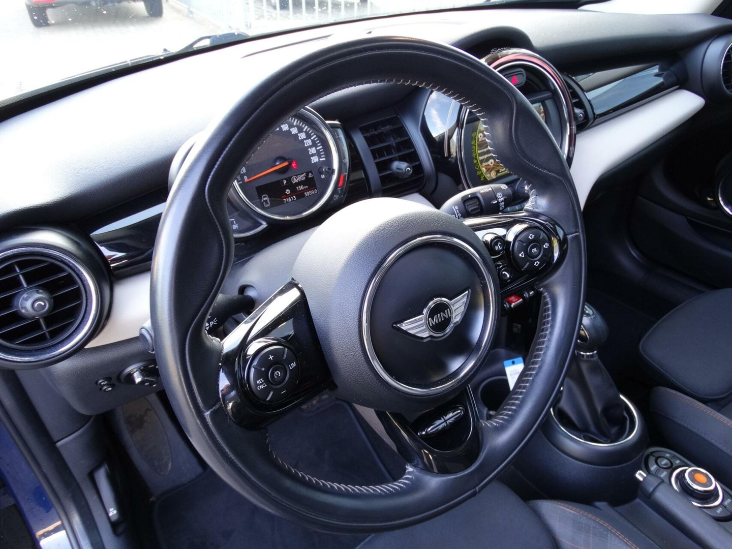MINI MINI