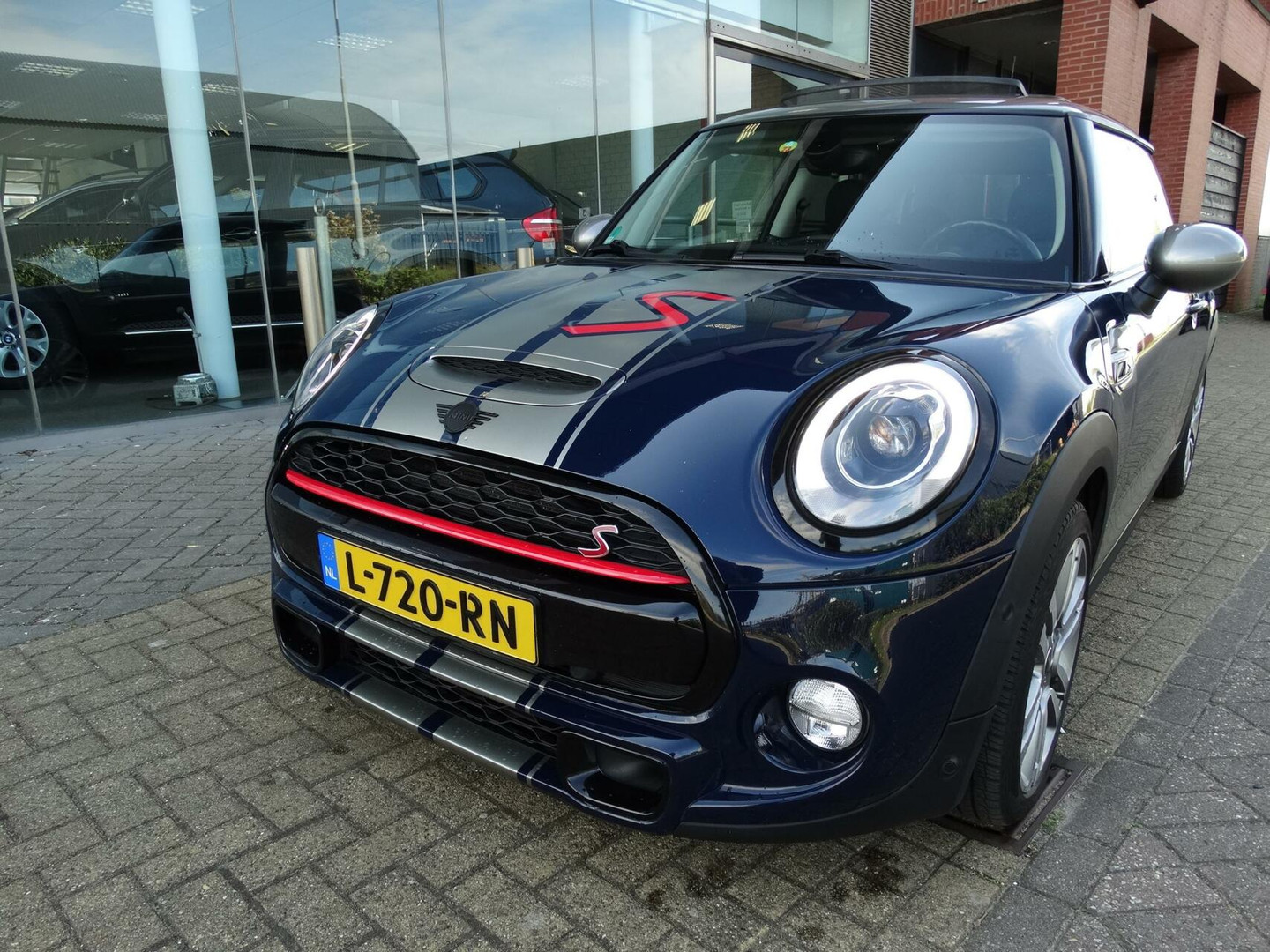 MINI MINI