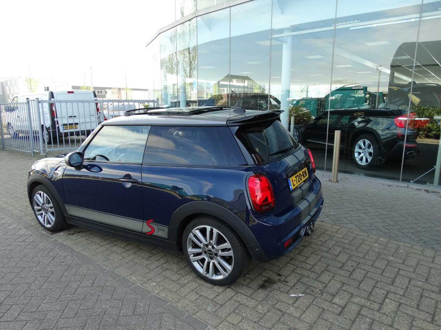MINI MINI