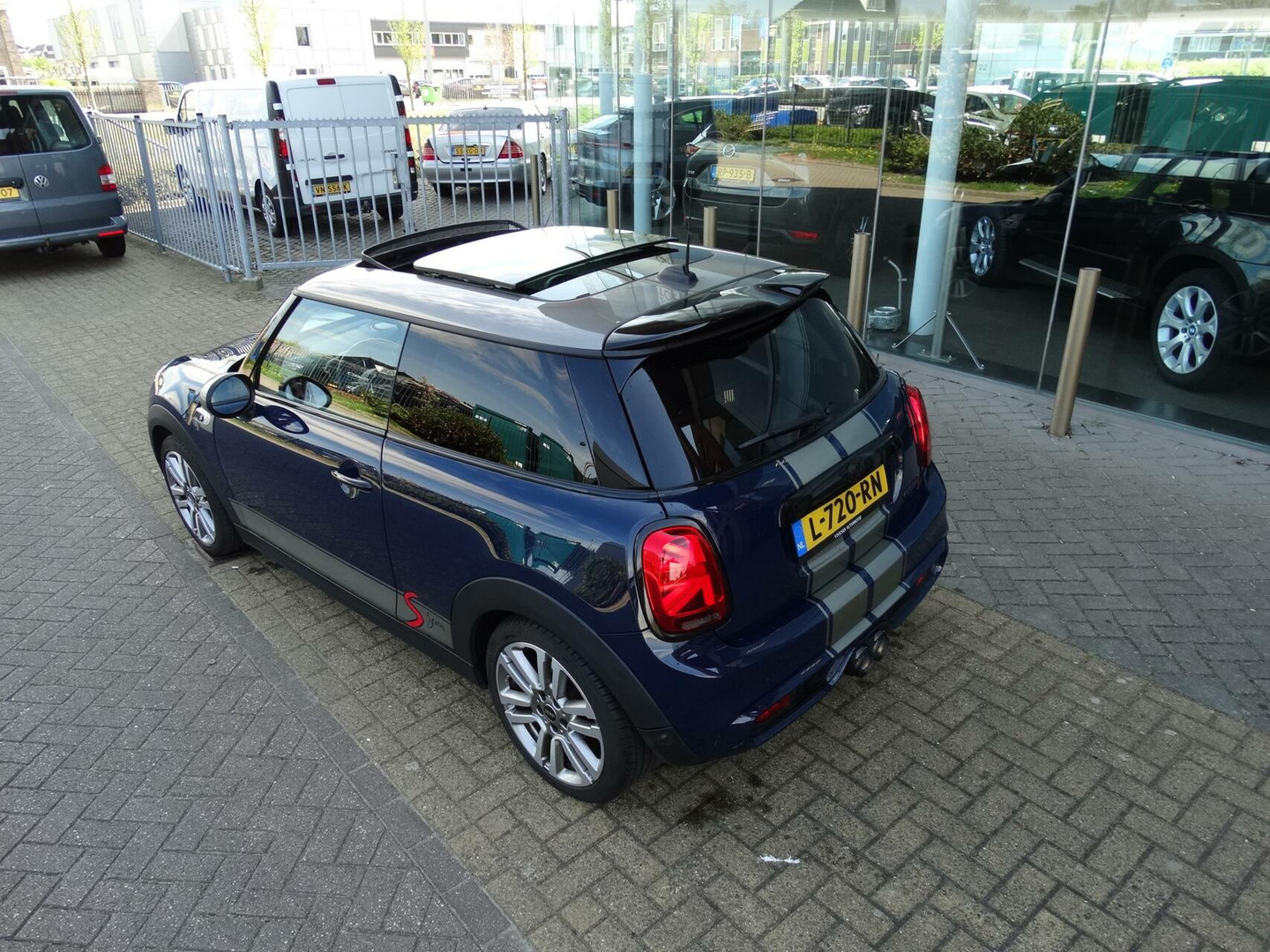 MINI MINI