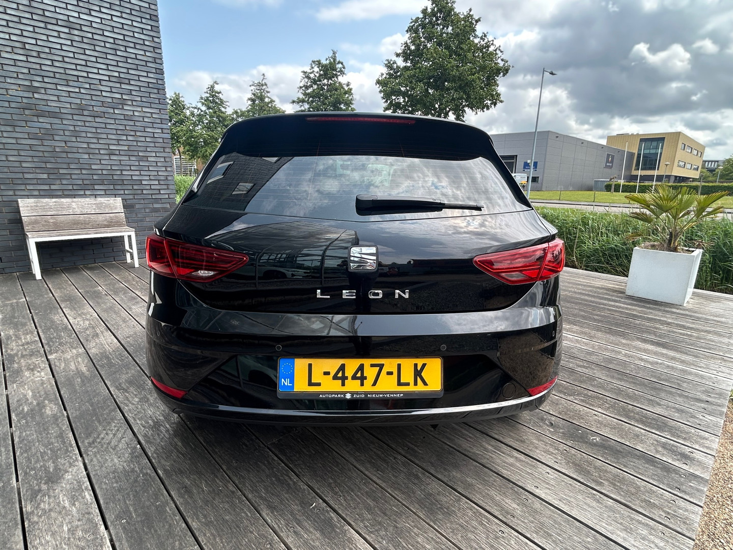 SEAT