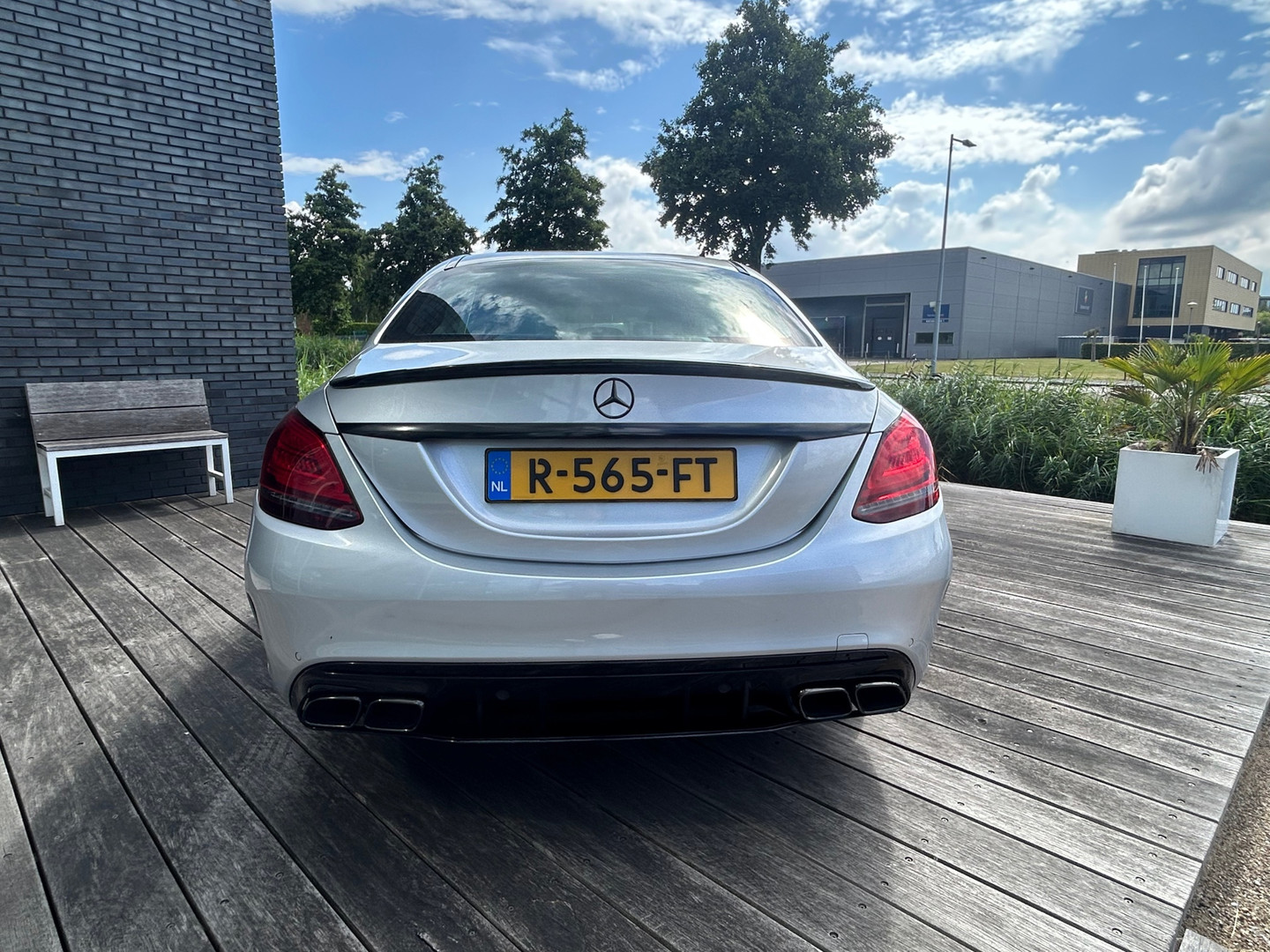 Mercedes-Benz Mercedes-Benz