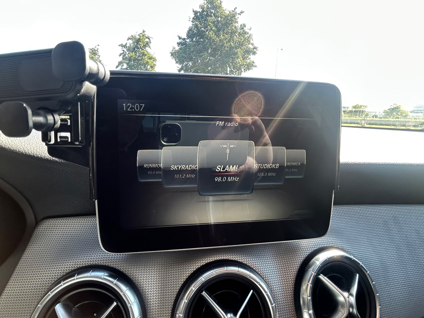 Mercedes-Benz Mercedes-Benz