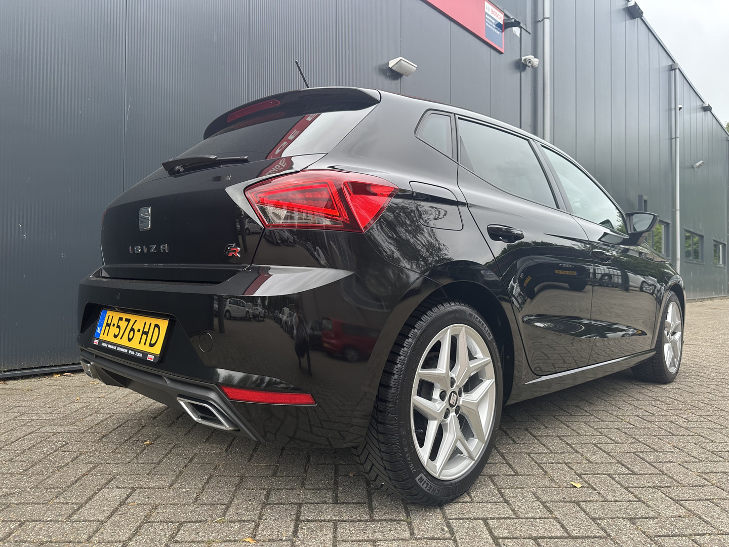 SEAT