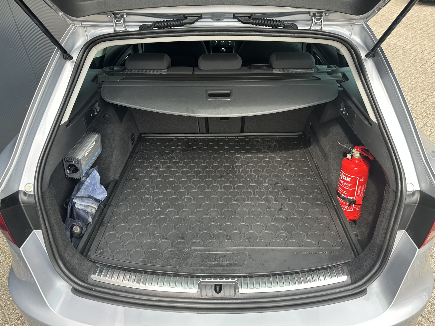 SEAT