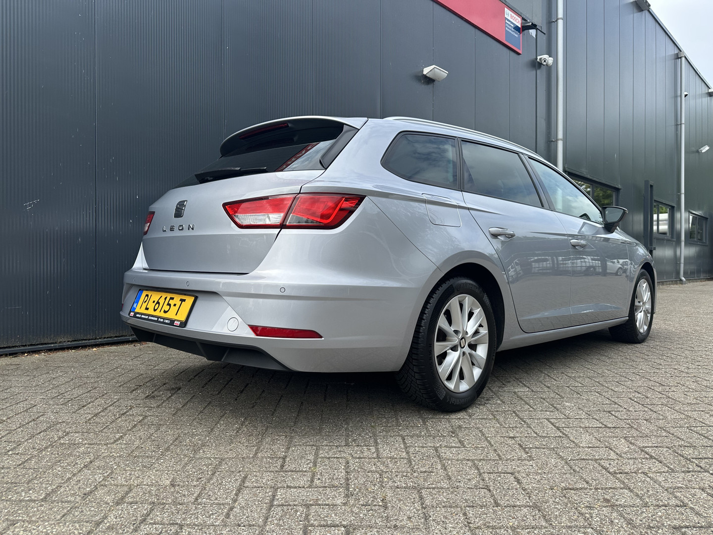SEAT