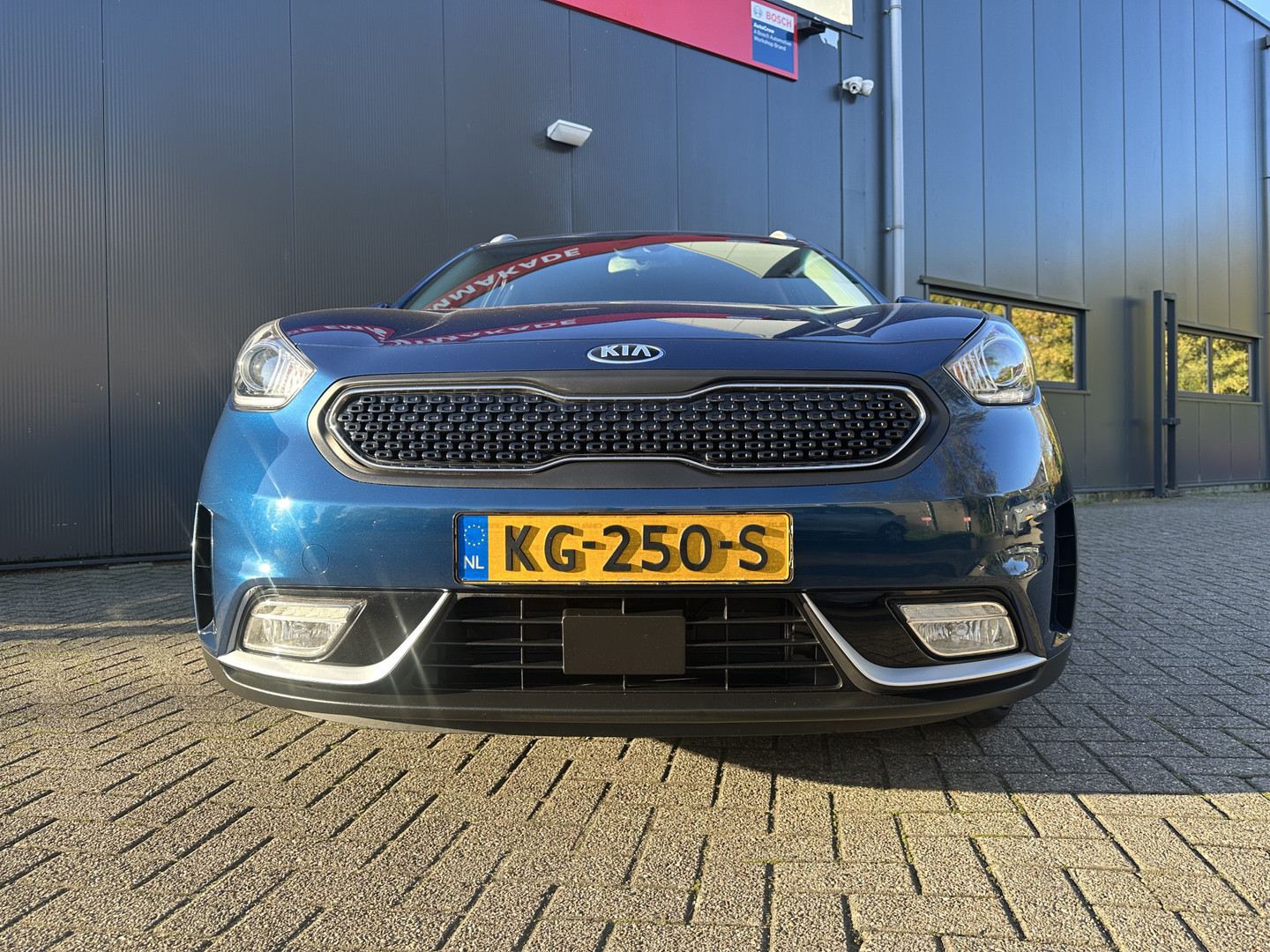 Kia
