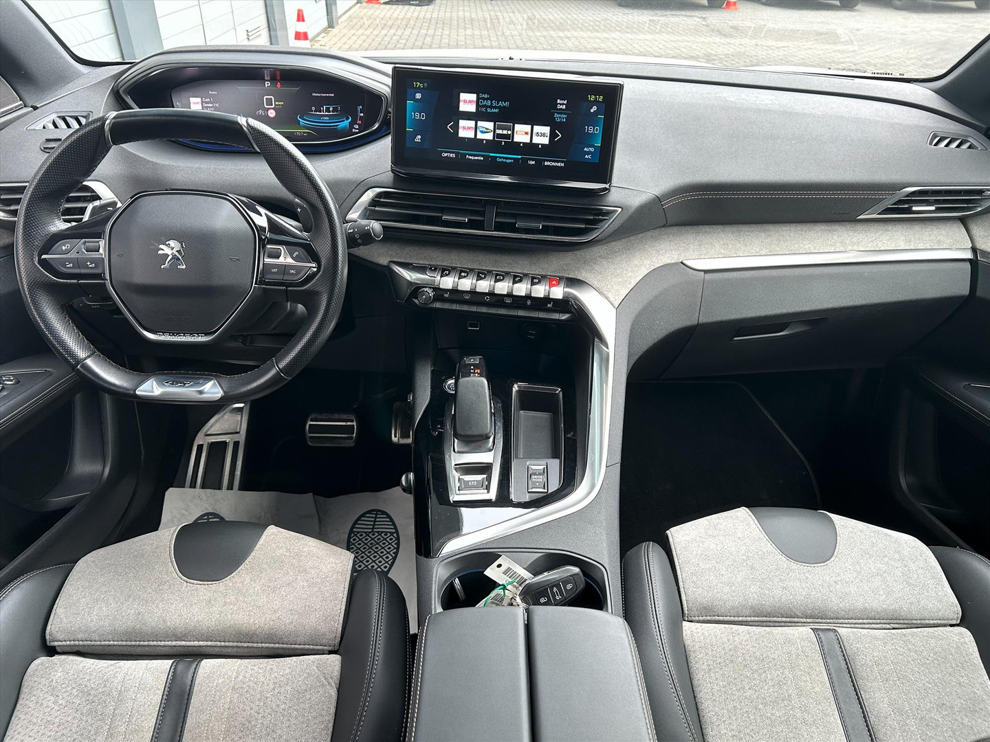 Peugeot