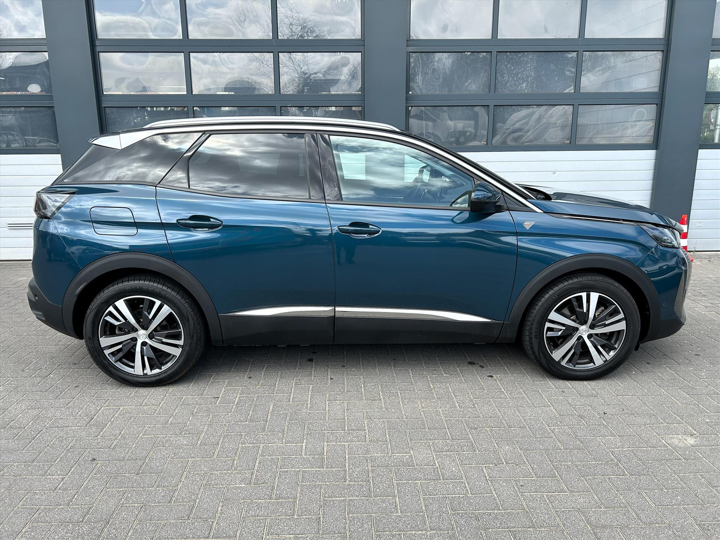 Peugeot