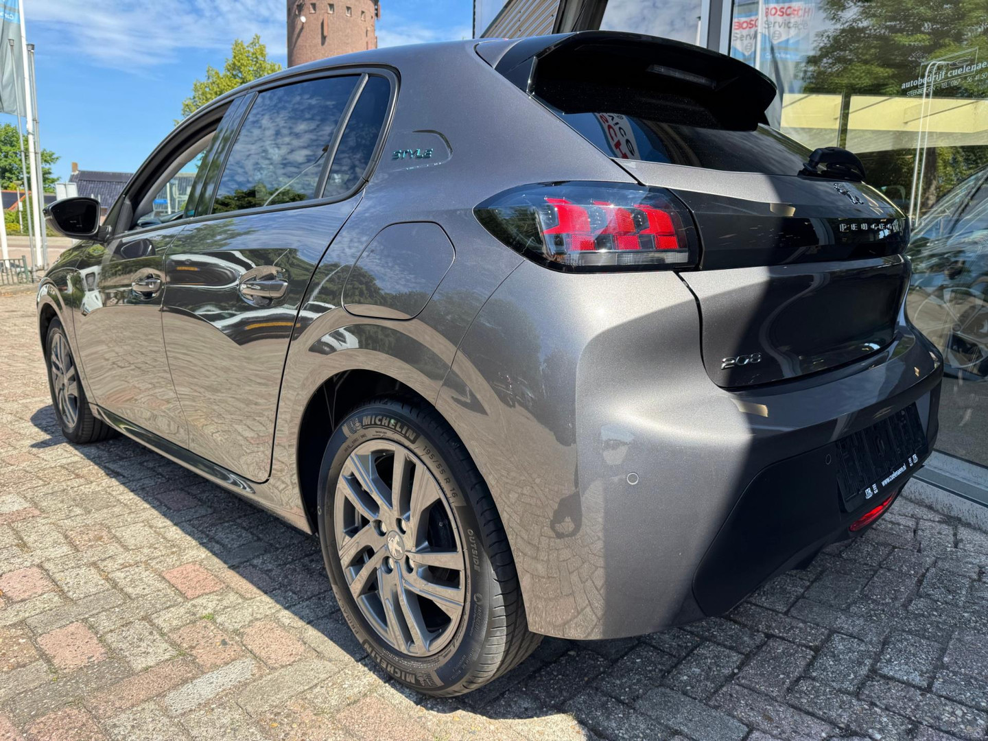 Peugeot