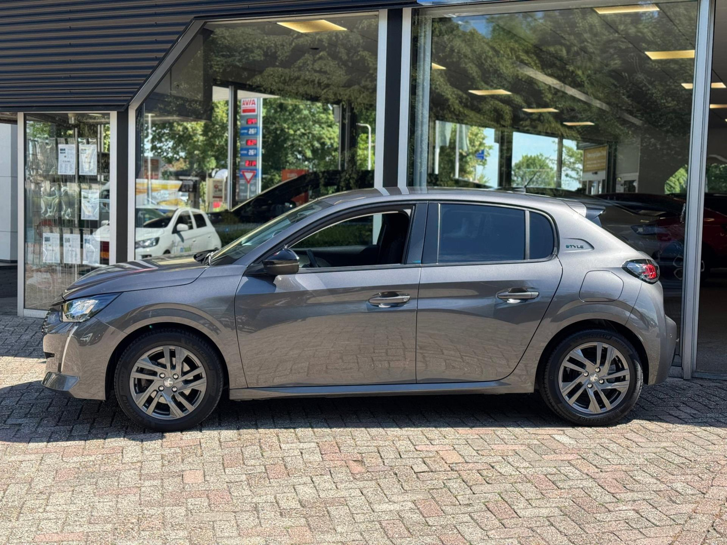 Peugeot