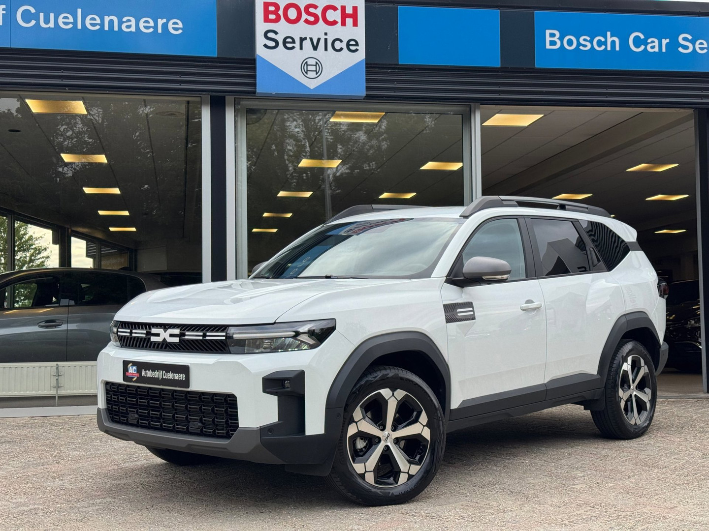 Dacia Bigster 1.8 Hybrid 155 Journey bij Cuelenaere | Bosch Car Service Cuelenaere